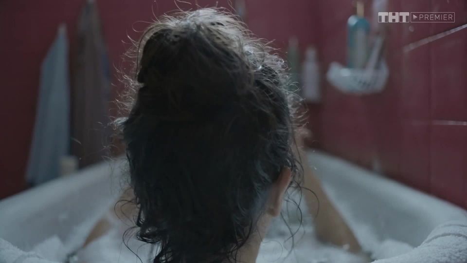 Maria Akhmetzyanova - God kulturi s01e09-18 (2018) HD 1080p - [Celebrity porn]