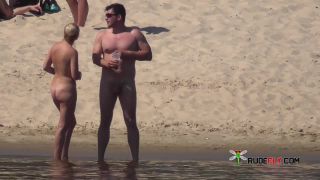 online xxx clip 49 hentai elf porno Slim adolescente con tetas perky desnuda en una playa nudista 3, nudismo en el porno hardcore