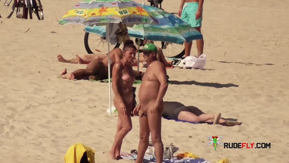 porno online clip 19 veronica zemanova hardcore Nude Plage – Parejas se ve por un oculto, playa en el porno hardcore