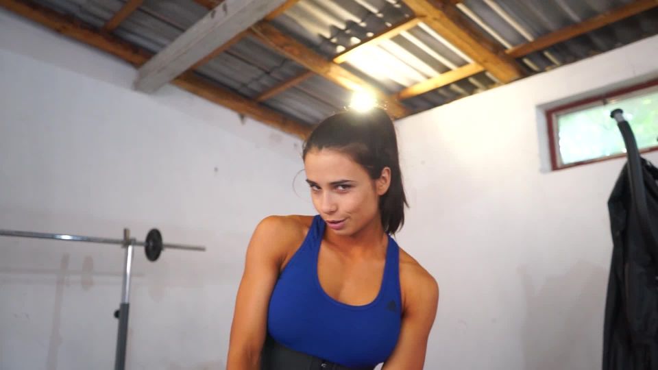 Pt 4GymBabe - Worship My Outstanding Biceps