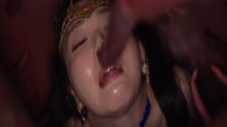 [SuperMisses.com] SPSE-14 Pretty Warrior Claudia derecha tragando el gigante-010