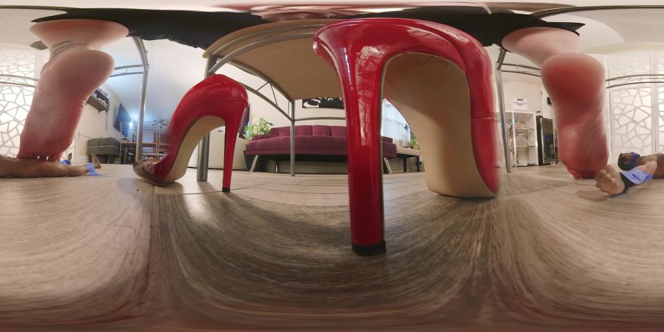 adulto xxx video 32 femdom cara consolador masturbación porno  Bratty Foot Girls – Sunshine – Shrunk Atrapado y atormentado bajo mi escritorio – VR 360 5k  joi video