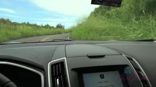 You take Niki to see some sights and she can't stop flashing!!!!