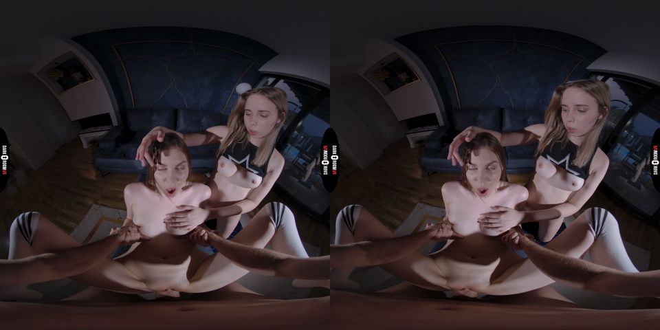 Alice XO, Alice Murkovski - Grateful Girls - DarkRoomVR (UltraHD 4K 2024) New Porn