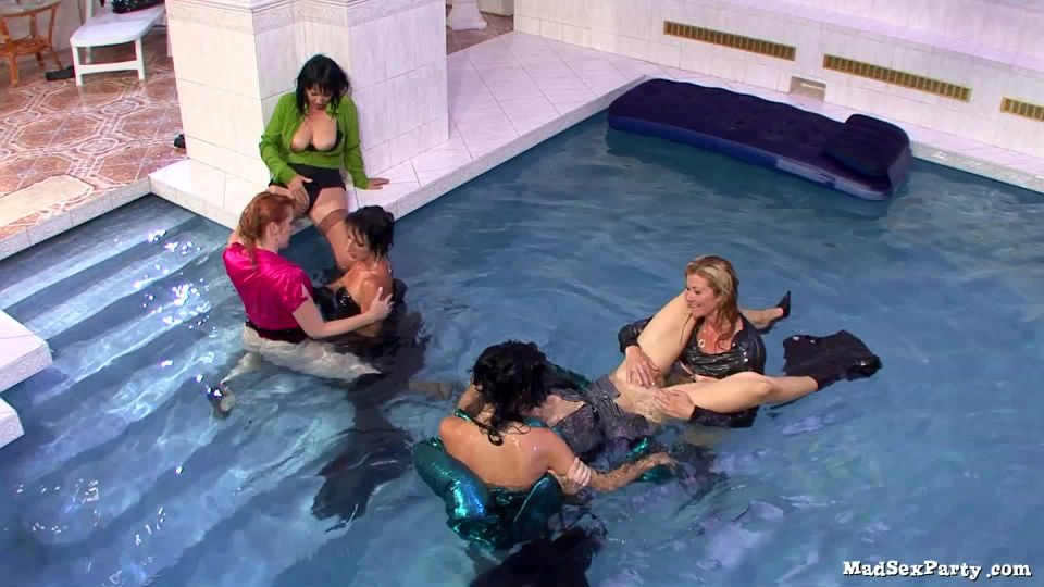 Porn tube Cougar Crew Part 3