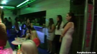 Porno tubo partido Hardcore se volvió loco Vol. 7 Parte 6 — Cam 4