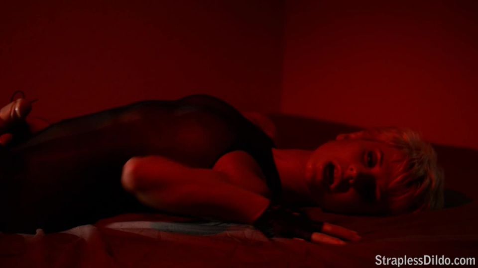 xxx video 42 Shadow of a Realdoe Solo Session on femdom porn leya falcon femdom