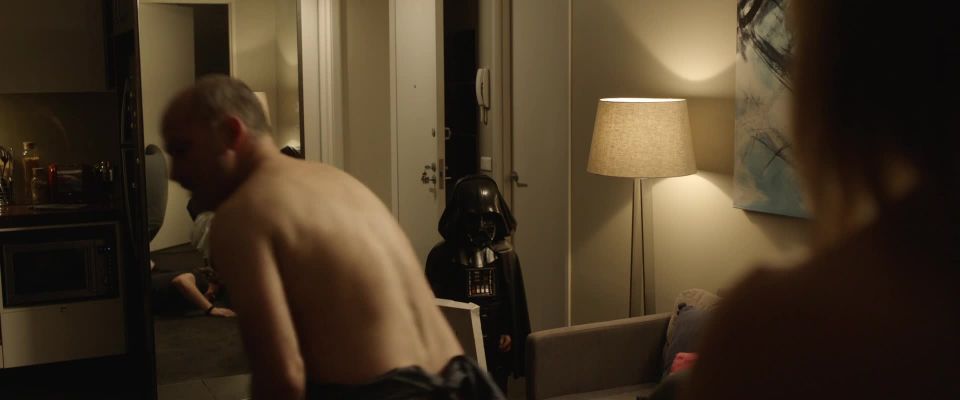 Nadia Townsend - Monstruos pequeños (2019) HD 1080p!!!