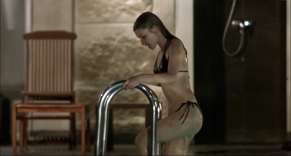 Aure Atika, Melanie Laurent - De batre mon coeur s'est arrêté (2005) HD 1080p!!!