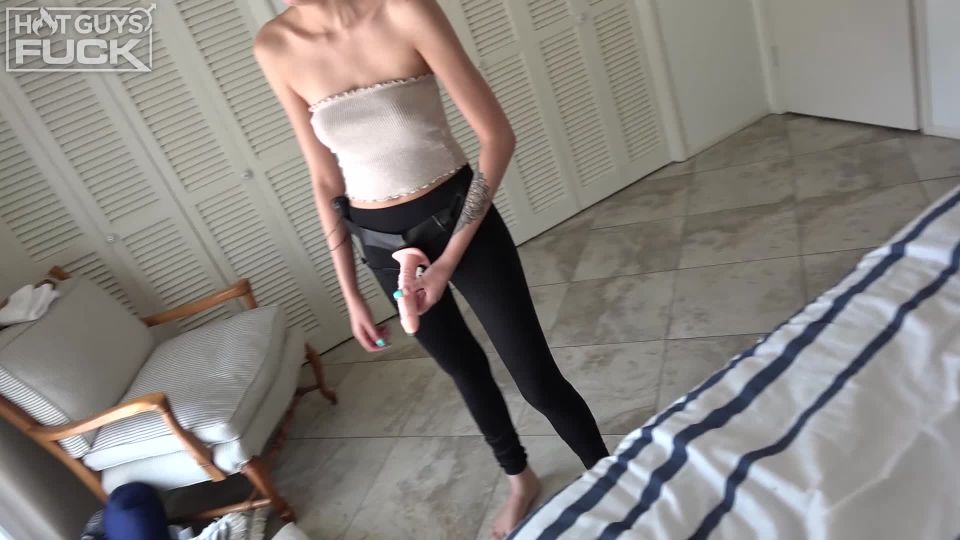 [GetFreeDays.com] Dylan Cover Takes A HUGE Strap On And Gets PEGGED By Nic joi