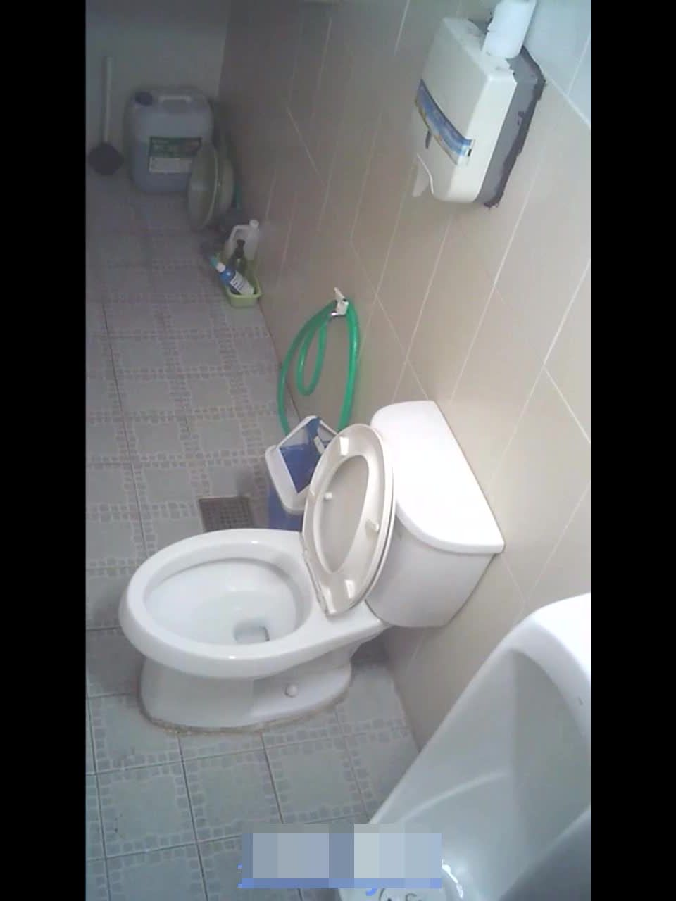 Voyeur baño coreano - 15249529 en voyeur