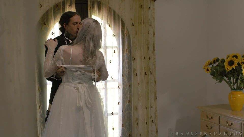 videoclip adulto 28 culo grande anal real culo grande porno  Skylar Snow, Ruckus & Lianna Lawson  mamada