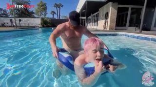 Casual pool fuck with Thor Johnson