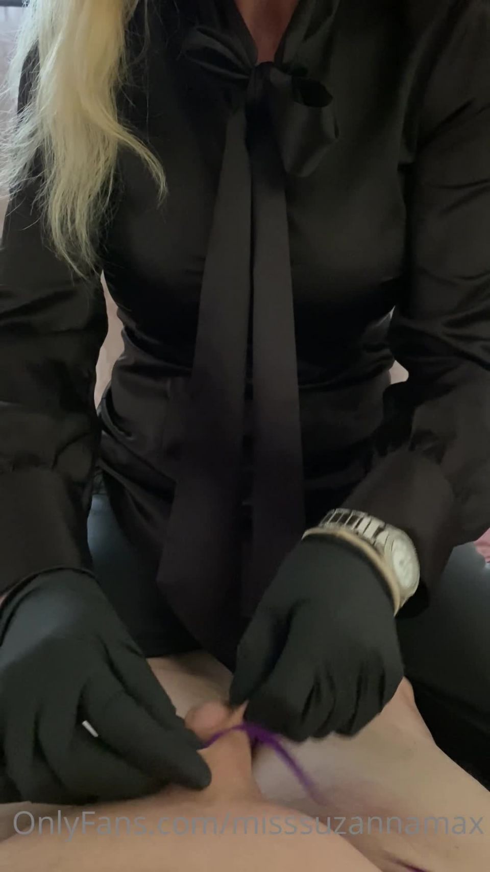 MISS SUZANNA MAXWELL - Let's Call It Mangina Monday.