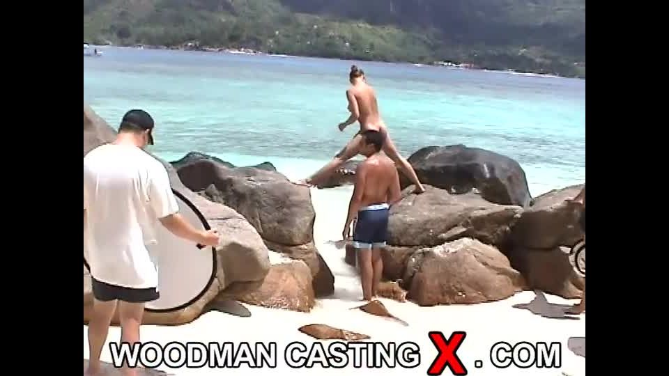 Marushka - BTS - beach and 3  boys