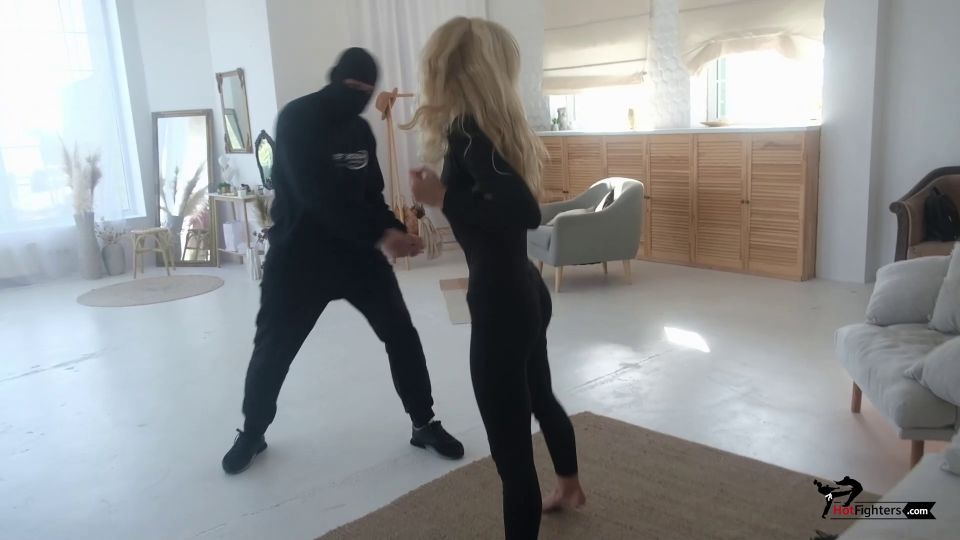 [K2S.CLUB] Mixfights - Michelle vs The Hero - FullHD 1080P