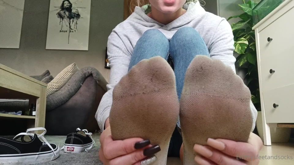 [FootJob-Porn.com] feet 3454 Emmy Emmy feet and socks