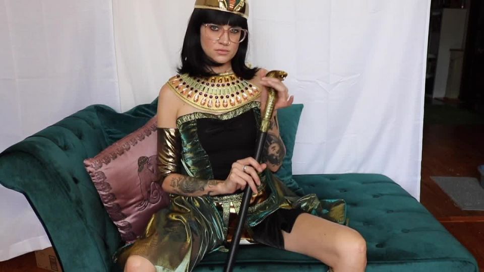 video porno 7 Lexi Dollface – Cleopatras Cum, cloro femdom en femdom porno