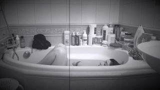 Jagoda Rall - Cztery pokoje - na opak wywrocone (2020) HD 1080p - [Celebrity porn]