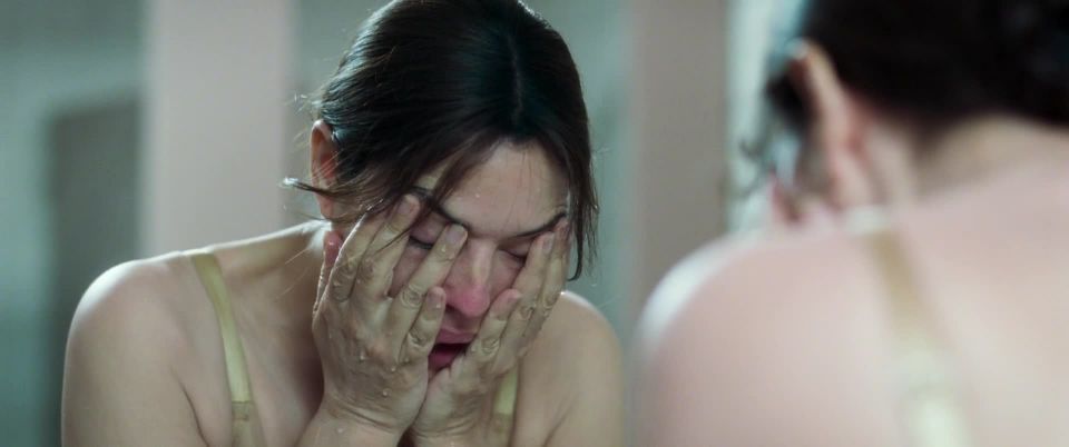 Monica Bellucci – Ville-Marie (2015) HD 1080p!!!