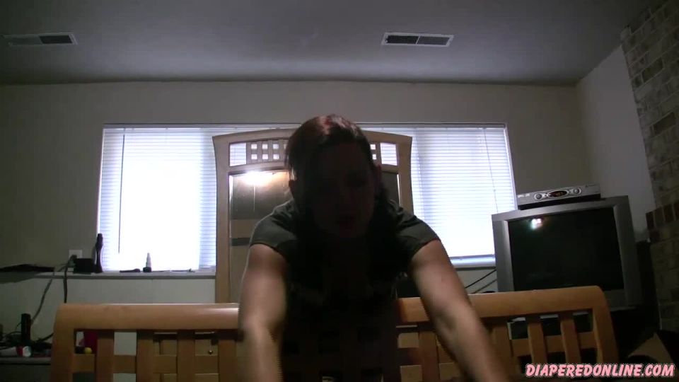 Diaperedonline2Savannah Savannah POV Cornudo diaperado