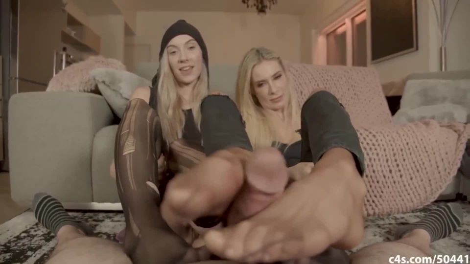 Aiden Ashley and Jasmin Luv - Hollywood Punk Rock Girls ...