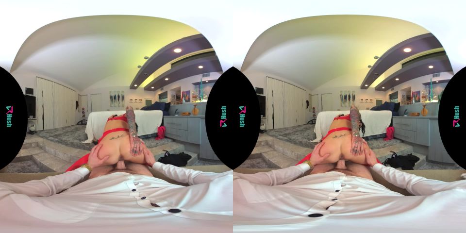 VRHush desde la bóveda – Brandy Aniston Mis pies o mi equipo de coño VR