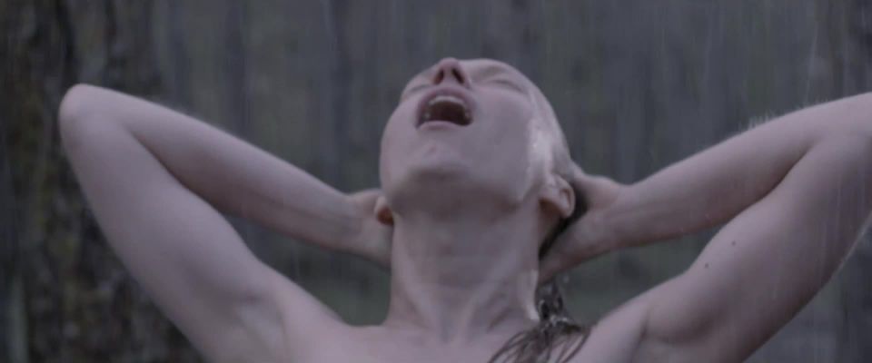 Elena Bouryka - Della Pioggia Noi (2013) HD 1080p - (Porno Celebridad)