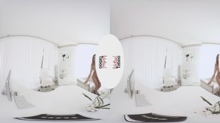 Office Playtime - Oculus 5K - Natural tits