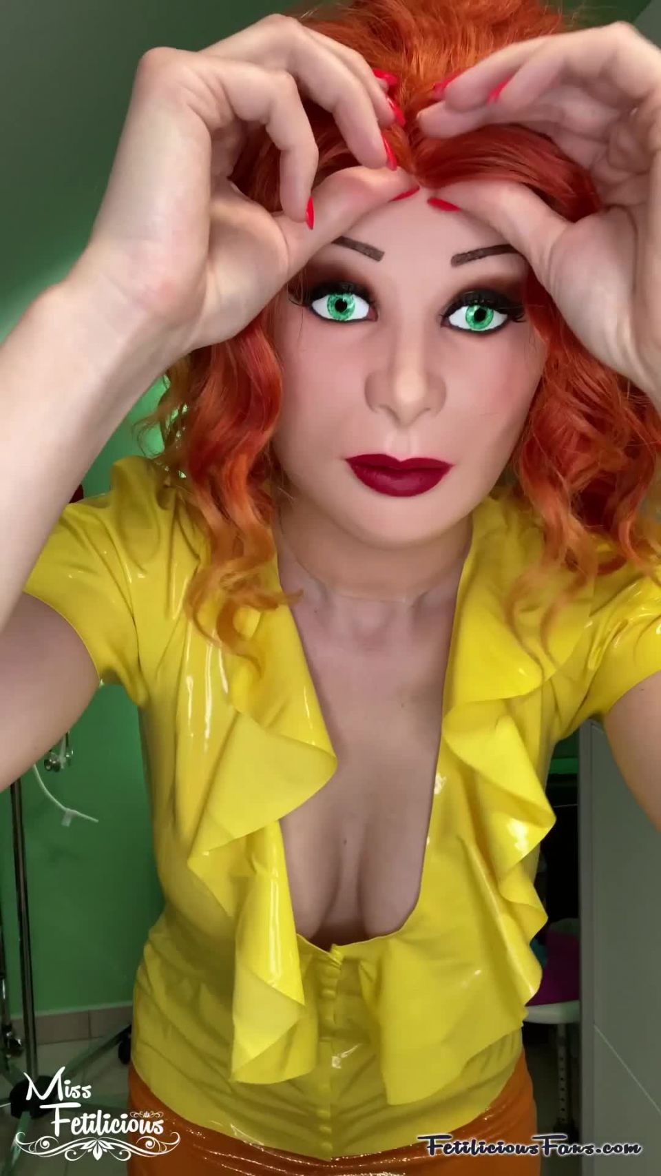 Viste a Dita Mask y a Ginger Wig - FetiliciousFans.