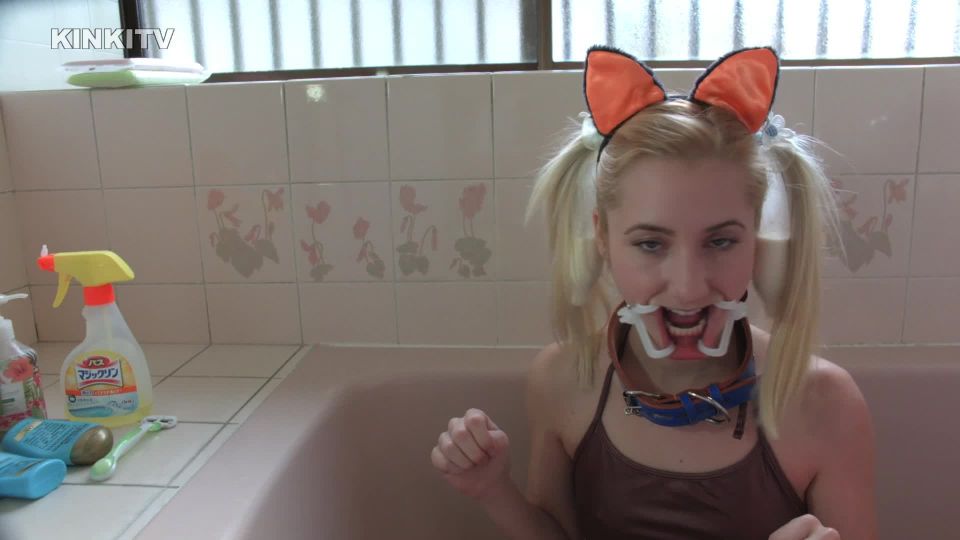 Odette - Pig Supping