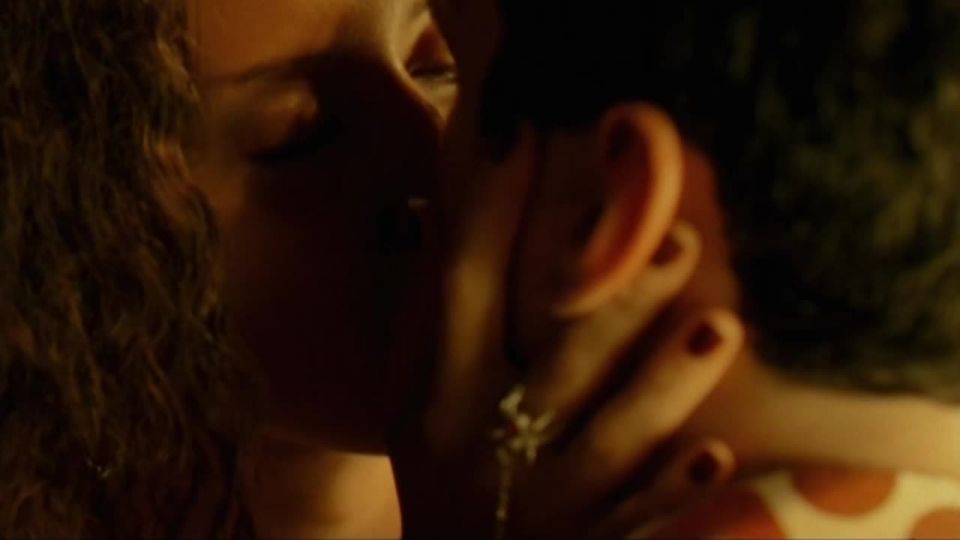 Tatiana Astengo, Angie Cepeda – Pantaleon y las visitadoras (2000) HD 720p!!!