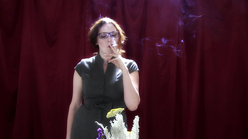 Online tube Smoking Porn – 8329 – Riley 4