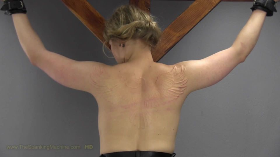 1692SpankingServer[Faphouse] - Sarar Bare Back Whip - 1625