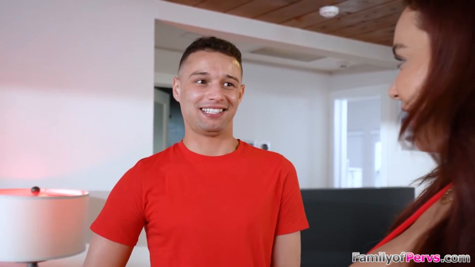 6250 Anal me folló mi madrastra en Navidad