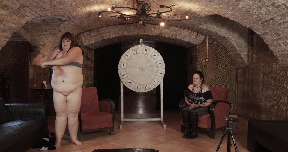 xxx clip 13 Parte 01, fabulosamente fetichista en la femdom porno