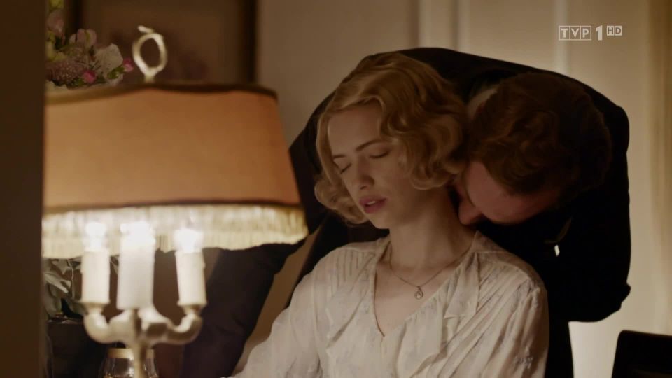 Irena Melcer, Paulina Galazka - Drogi Wolnosci s01e07 (2018) HD 1080p - (Celebrity porn)