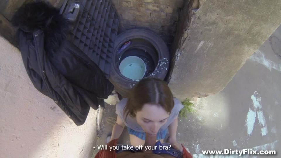 Russian Teen Slut Fuck On The Street (Euro sex) Dila