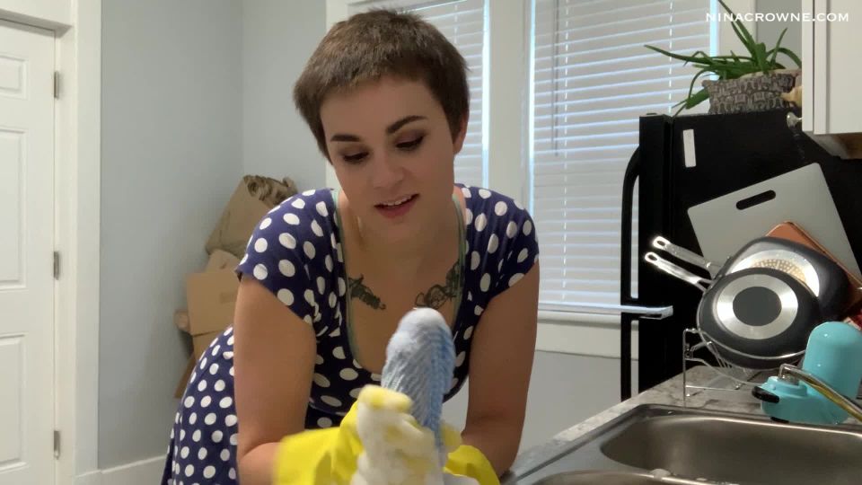 gratis porno clip 33 Nina Crowne – Jacuzzi Handjob & BJ - instrucciones de masturbarse - masturbación porno femdom gato mujer