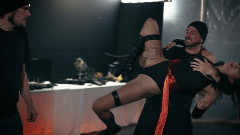 [SuperMisses.com] Exterminado P1