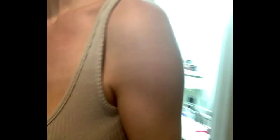 Verano asiático ADN-337 Vacaciones de verano en el campo caliente y húmedo. Me ahogué en el sexo sudatorio con la hermana de mi novia sin defensa. Iroha Natsume