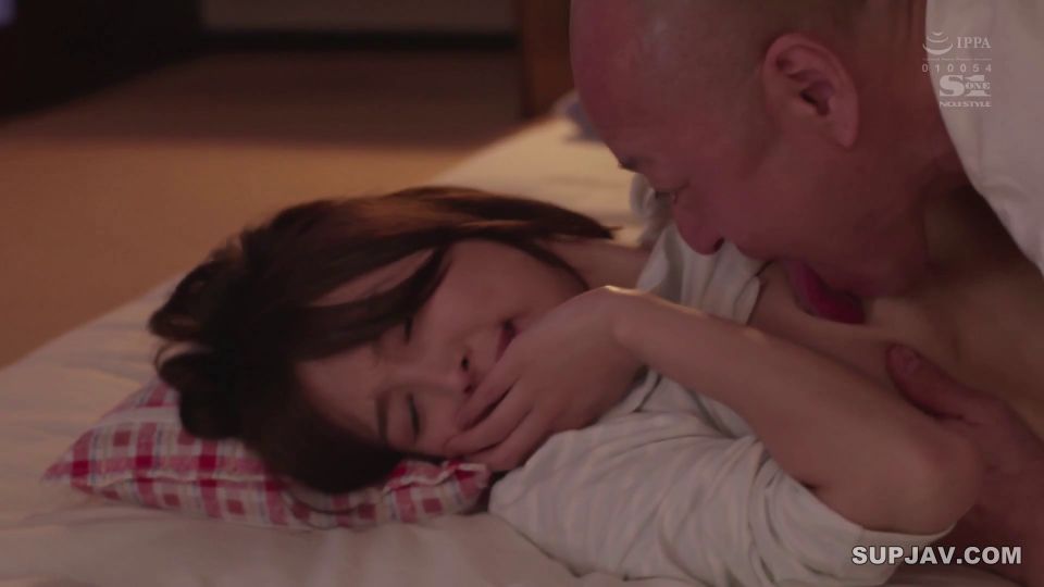 Reduciendo el mosaico SSNI-781