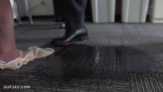 ReducingMosaic JUR-274 会社の地味な人妻経理を≪濃厚マゾ潮≫吹き散らかす、俺専用の愛人に仕立て上げた―。 椎名ゆな