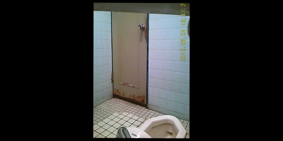  Voyeur Toilet - 15320440, voyeur on voyeur