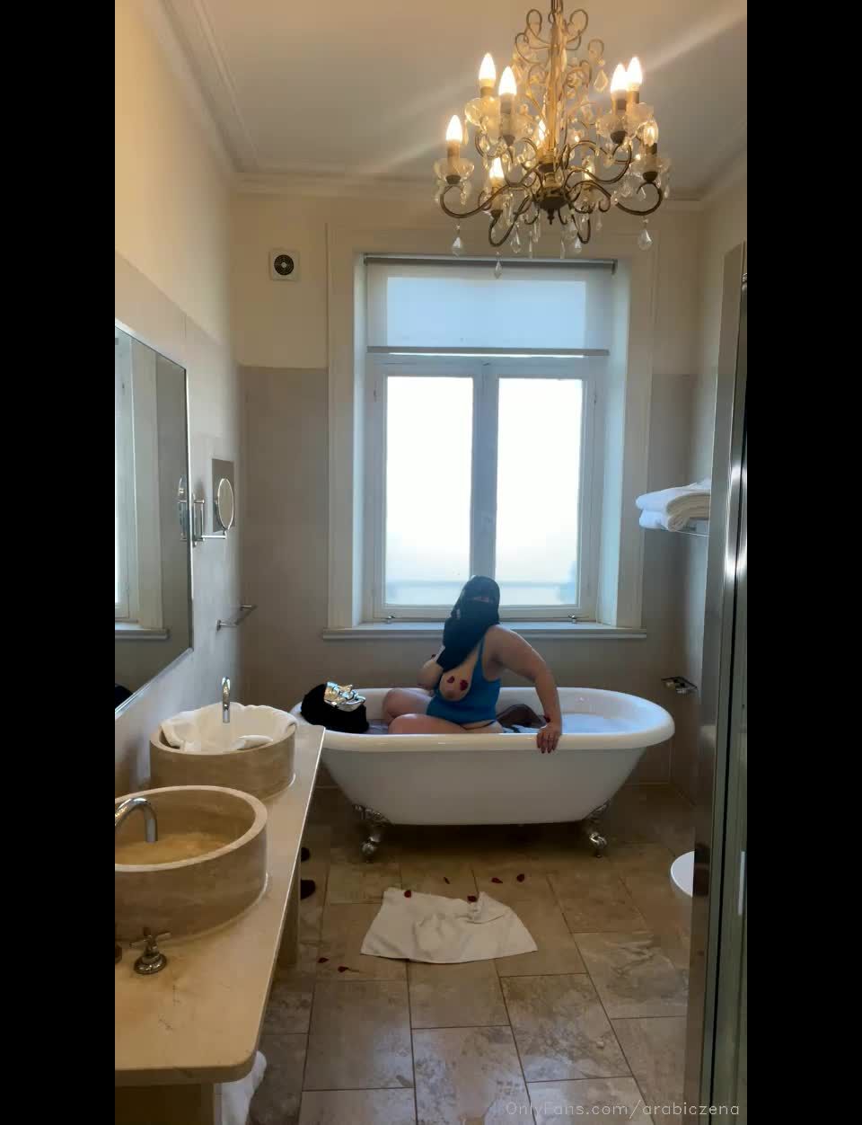 vídeo para adultos 11 ArabicZena – La corriente comenzó a las horas de baño Con ArabicZena parte 514 (@arabiczena) (14.01.2020) - arabiczena - femdom porno chino pie femdom