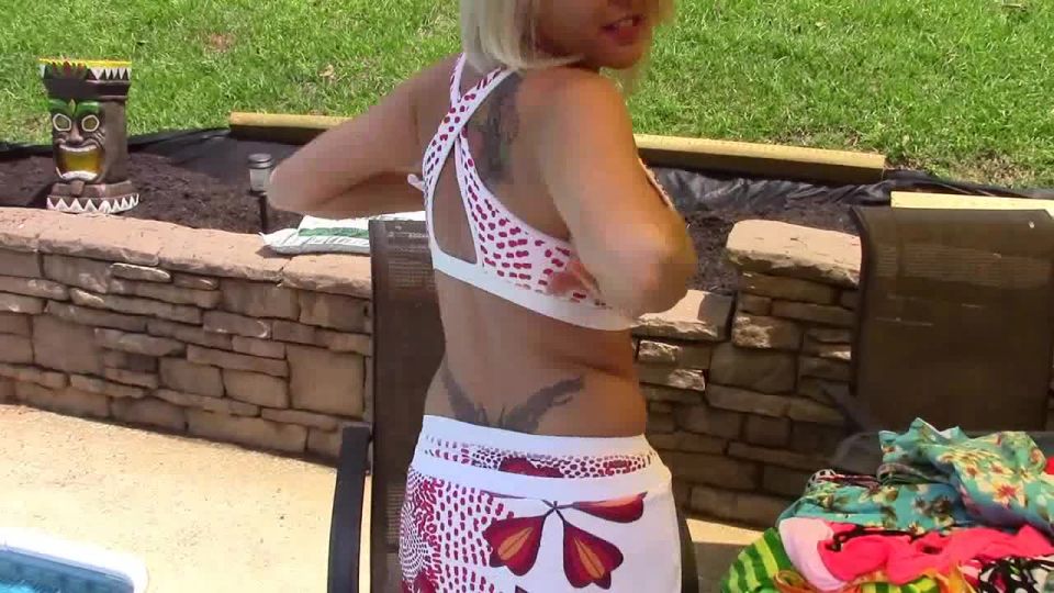 Pt 1 BuddahsPlayground - Ayuda que Bikini