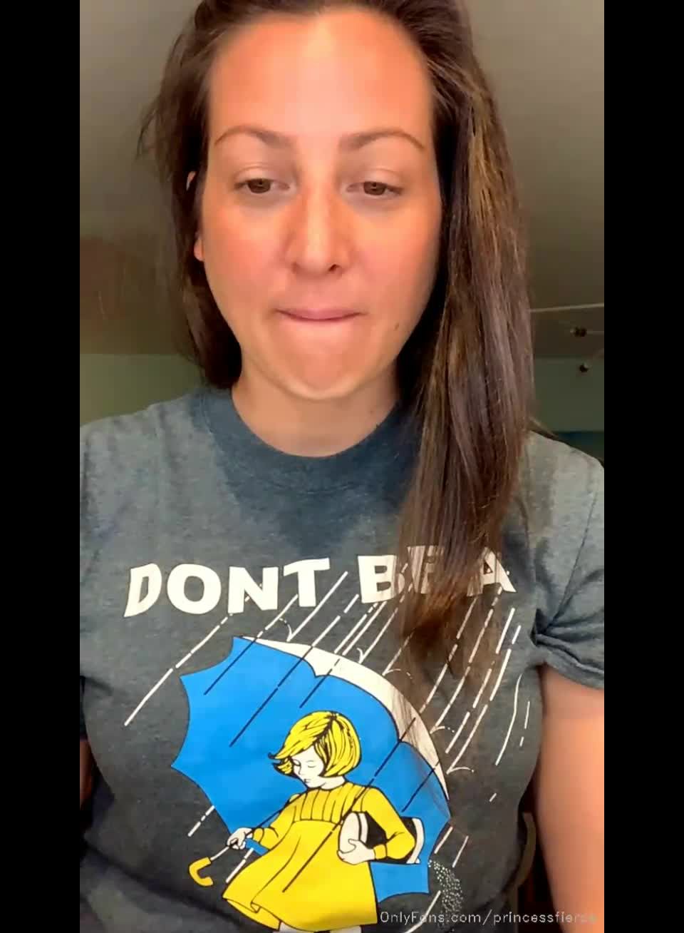 Princesa Fierce Princesa Fierce - el arroyo comenzó en la hora feliz de la pm 21-01-2021