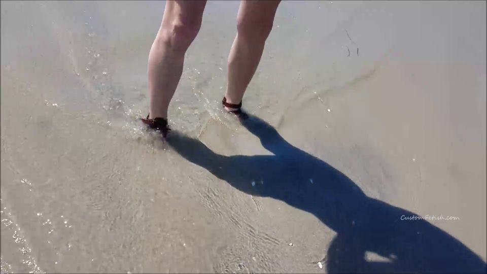 Custom Fetish - Amber s Roman Sandals at the Beach - Fetish
