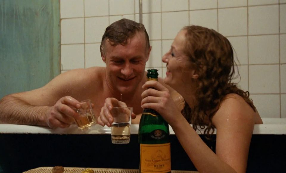 Ing-Marie Carlsson, Marie Goranzon, Malin Ek - False as water (Falsk som vatten) (1985) HD 1080p - [Celebrity porn]