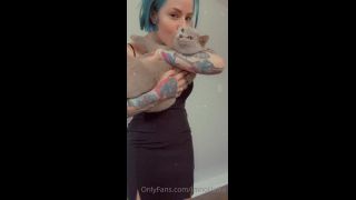 L A I K A - sleepylaika () Sleepylaika - trying on more clothes a bunch of you guys asked to see more i have like more outfits 15-07-2020